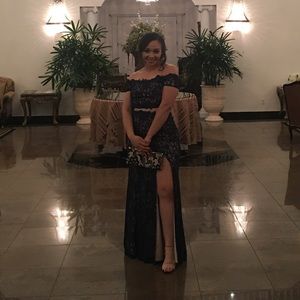 Two set top and skirt